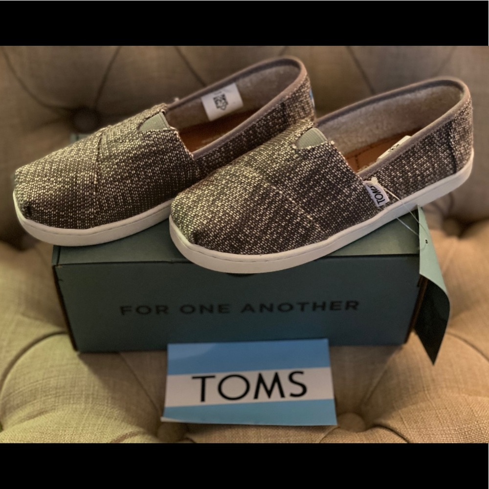 TOMS